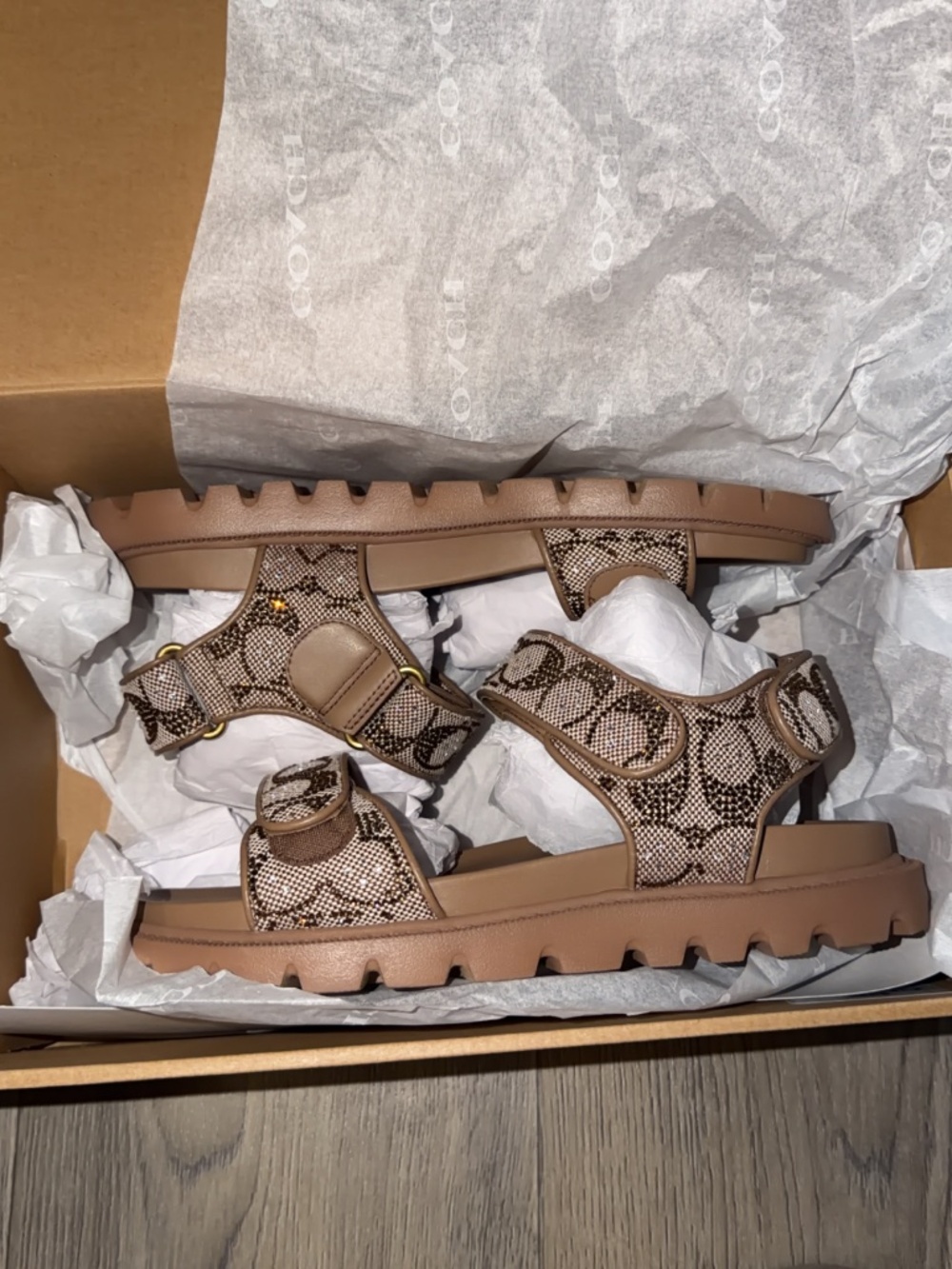 Coach Brynn sandals - Picture 2 of 5